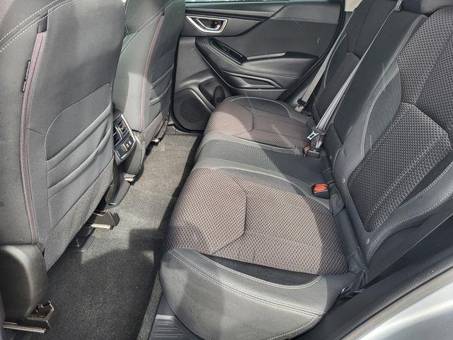 Photo of 2023 Ice Silver Metallic Subaru Forester