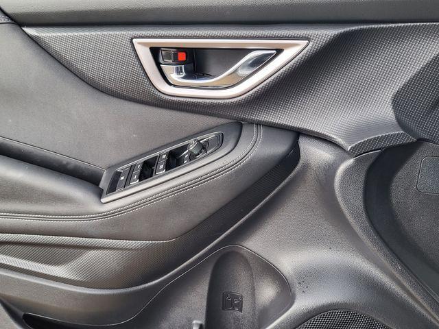 Photo of 2023 Ice Silver Metallic Subaru Forester