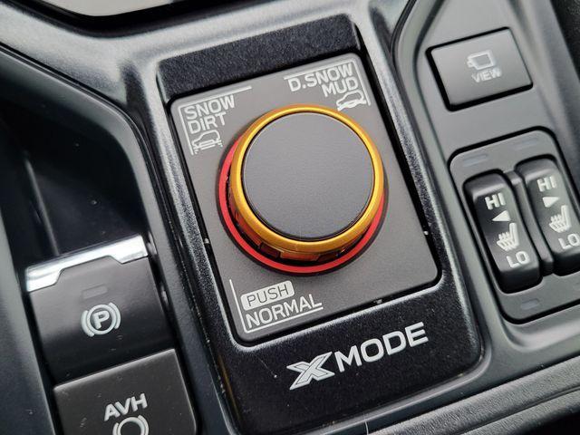 Photo of 2022 Crystal White Pearl Subaru Forester