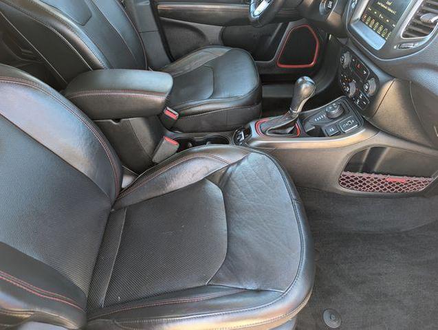 Photo of 2018 Laser Blue Jeep Compass