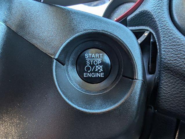 Photo of 2018 Laser Blue Jeep Compass