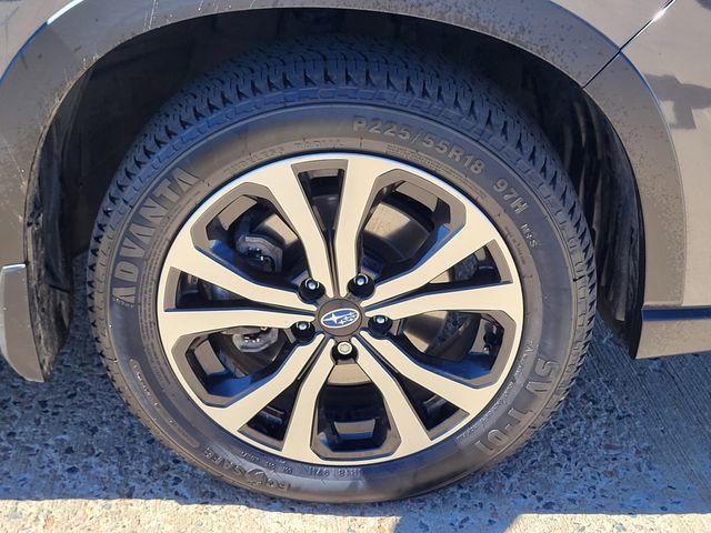 Photo of 2023 Magnetite Gray Metallic Subaru Forester