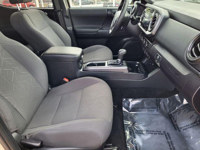 Photo of 2018 Quicksand Toyota Tacoma