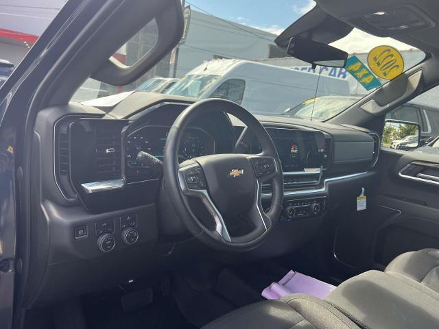 Photo of 2022 Northsky Blue Metallic Chevrolet Silverado 1500