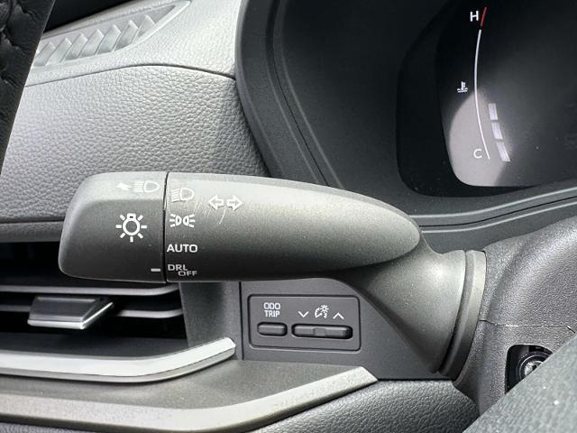 Photo of 2025 Gray Toyota Grand Highlander