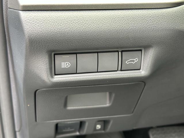 Photo of 2025 Gray Toyota Grand Highlander