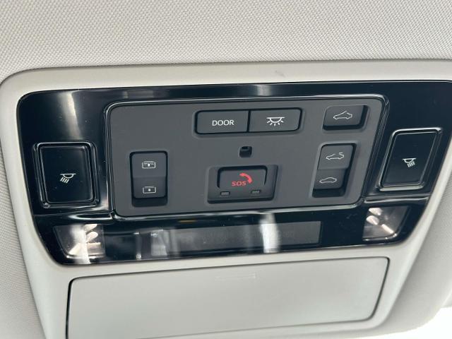 Photo of 2025 Gray Toyota Grand Highlander