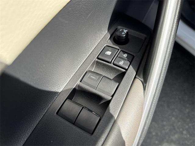 Photo of 2022 Wind Chill Pearl Toyota Corolla Cross