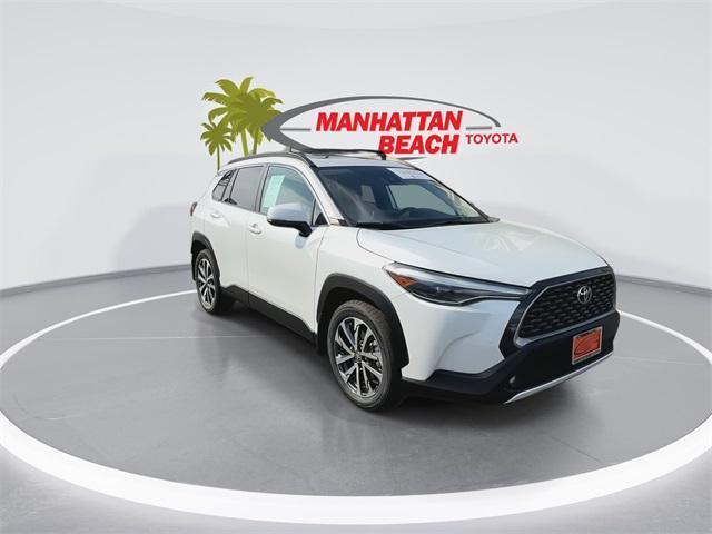 Photo of 2022 Wind Chill Pearl Toyota Corolla Cross