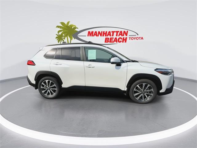Photo of 2022 Wind Chill Pearl Toyota Corolla Cross