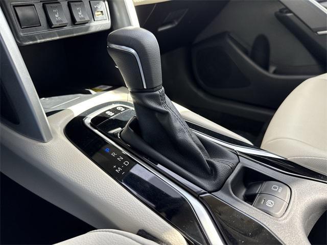Photo of 2022 Wind Chill Pearl Toyota Corolla Cross