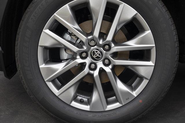 Photo of 2025 Midnight Black Metallic Toyota RAV4