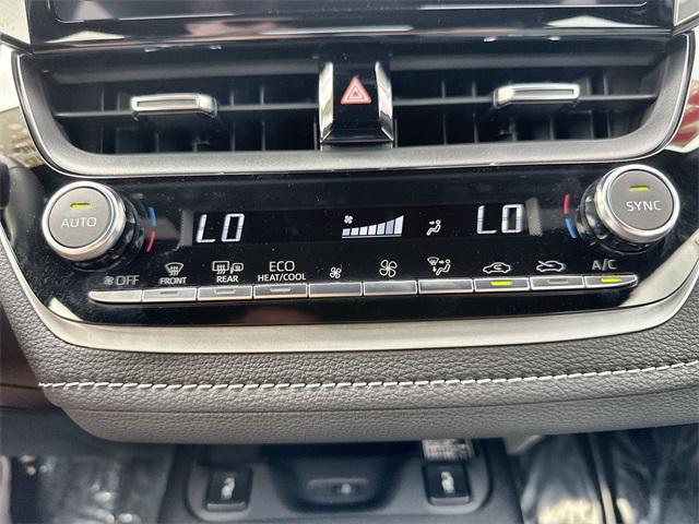 Photo of 2024 Midnight Black Metallic Toyota Corolla