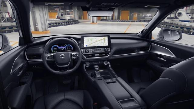 Photo of 2026 Wind Chill Pearl Toyota Grand Highlander