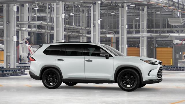 Photo of 2026 Wind Chill Pearl Toyota Grand Highlander