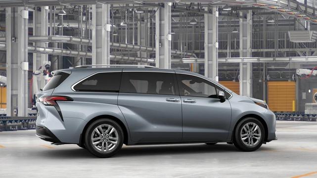 Photo of 2025 Celestial Silver Metallic Toyota Sienna