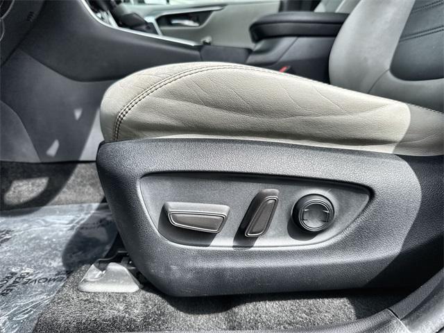 Photo of 2019 Magnetic Gray Toyota RAV4