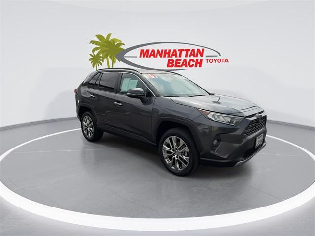 Photo of 2019 Magnetic Gray Toyota RAV4