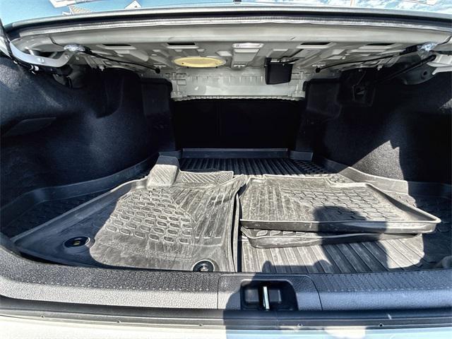 Photo of 2025 Wind Chill Pearl/Midnight Black Metallic Toyota Camry