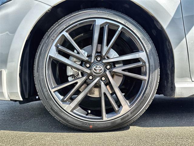 Photo of 2025 Wind Chill Pearl/Midnight Black Metallic Toyota Camry