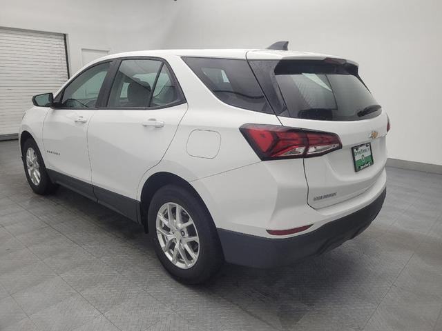 Photo of 2022 Summit White Chevrolet Equinox