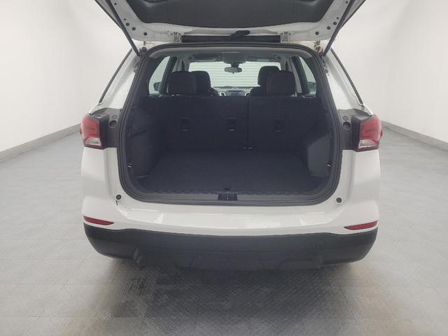 Photo of 2022 Summit White Chevrolet Equinox