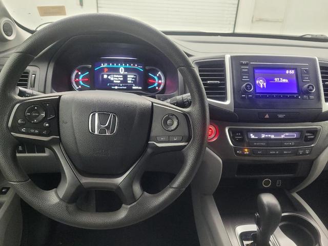 Photo of 2019 Lunar Silver Metallic Honda Pilot