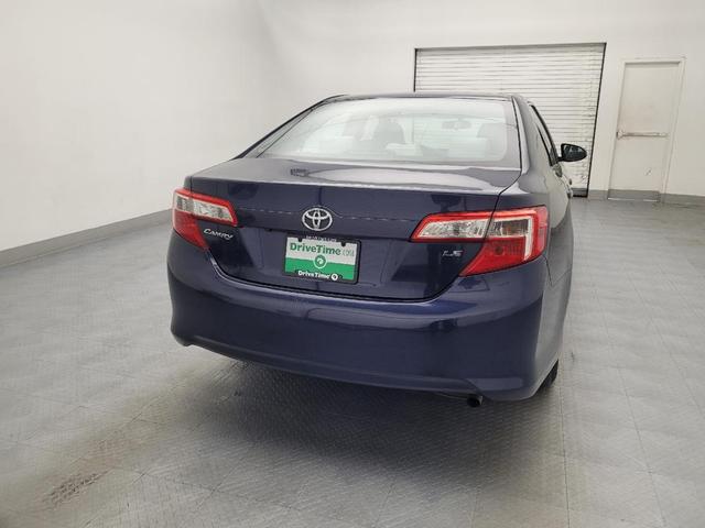 Photo of 2014 Parisian Night Pearl Toyota Camry