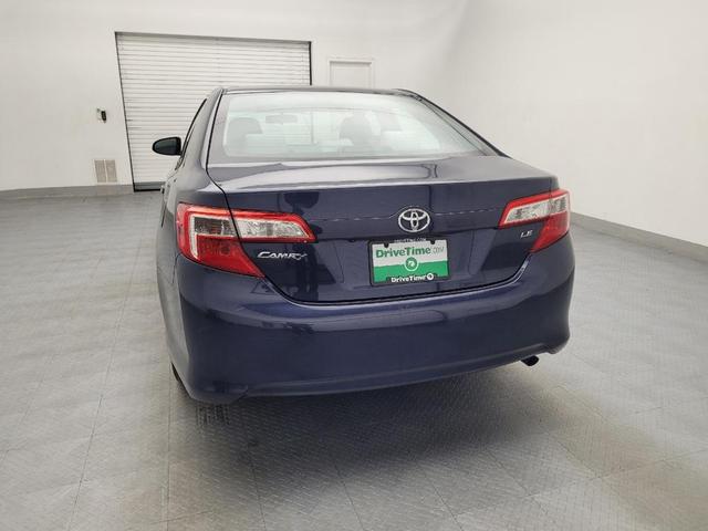 Photo of 2014 Parisian Night Pearl Toyota Camry
