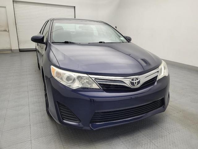 Photo of 2014 Parisian Night Pearl Toyota Camry