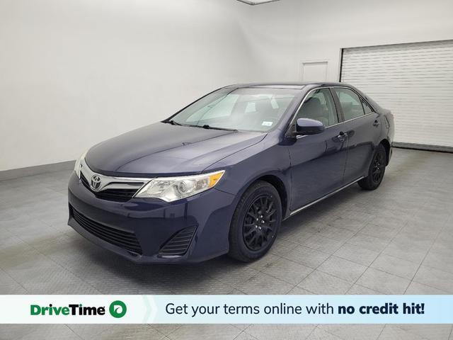 Photo of 2014 Parisian Night Pearl Toyota Camry