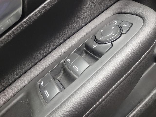 Photo of 2022 Ebony Twilight Metallic GMC Terrain