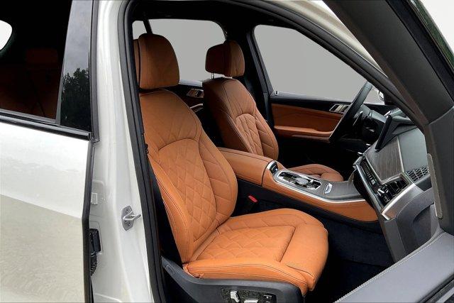 Photo of 2026 Mineral White Metallic BMW X5