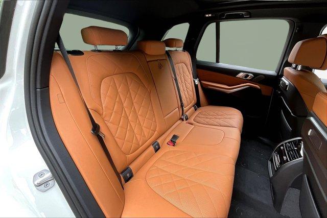 Photo of 2026 Mineral White Metallic BMW X5