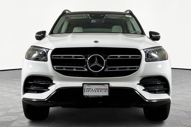 Photo of 2022 Manufaktur Diamond White Bright Mercedes-Benz GLS 450