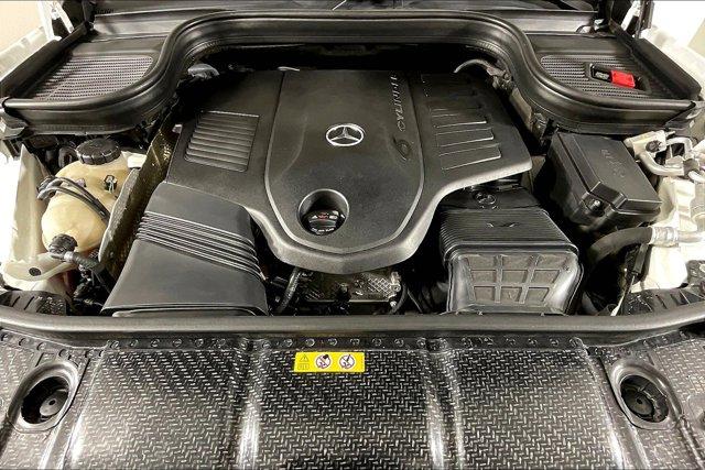 Photo of 2022 Manufaktur Diamond White Bright Mercedes-Benz GLS 450