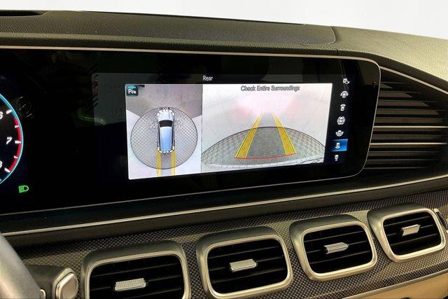 Photo of 2022 Manufaktur Diamond White Bright Mercedes-Benz GLS 450