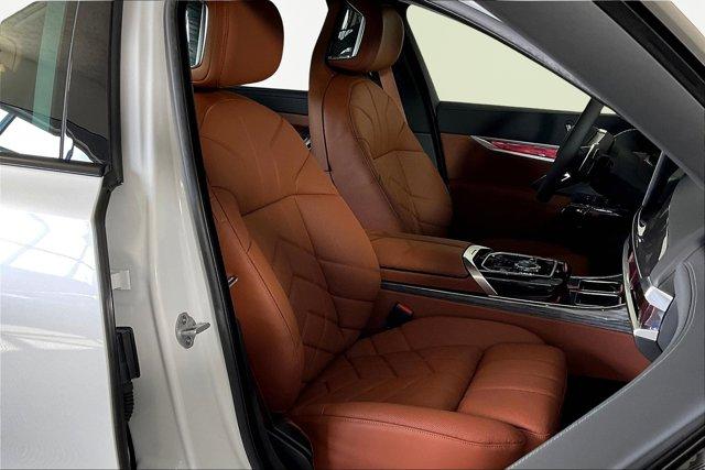 Photo of 2025 Mineral White Metallic BMW 760