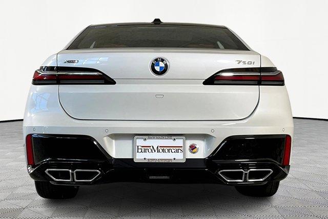Photo of 2025 Mineral White Metallic BMW 760
