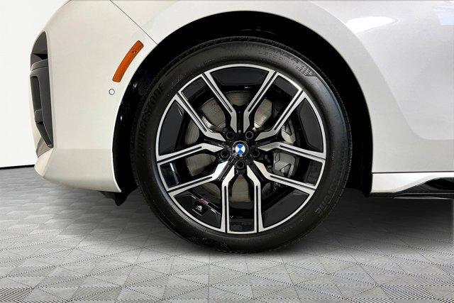 Photo of 2025 Mineral White Metallic BMW 760