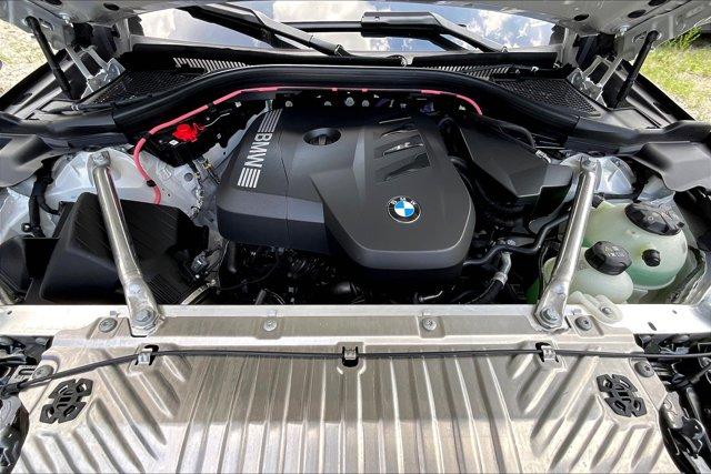 Photo of 2025 Mineral White Metallic BMW X3