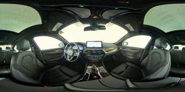 Photo of 2022 Alpine White BMW 530
