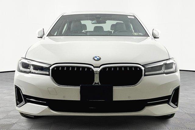 Photo of 2022 Alpine White BMW 530