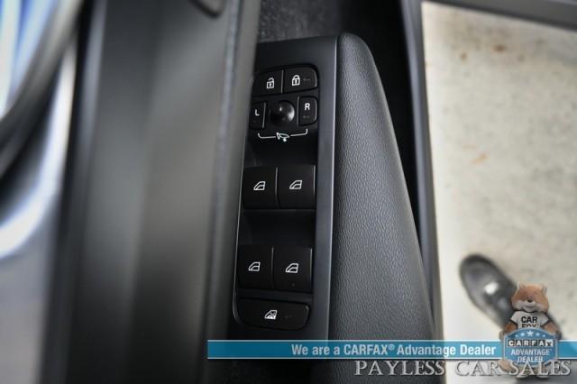 Photo of 2019 Ice White Volvo XC40