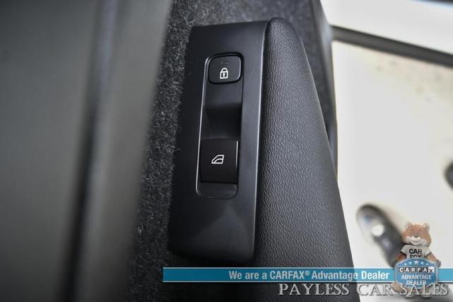 Photo of 2019 Ice White Volvo XC40