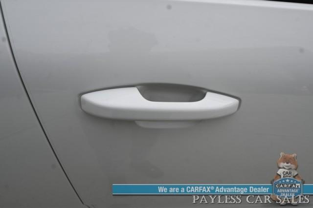 Photo of 2019 Ice White Volvo XC40