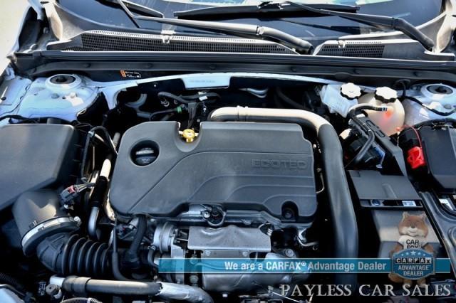 Photo of 2023 Summit White Chevrolet Malibu
