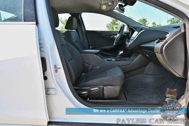 Photo of 2023 Summit White Chevrolet Malibu