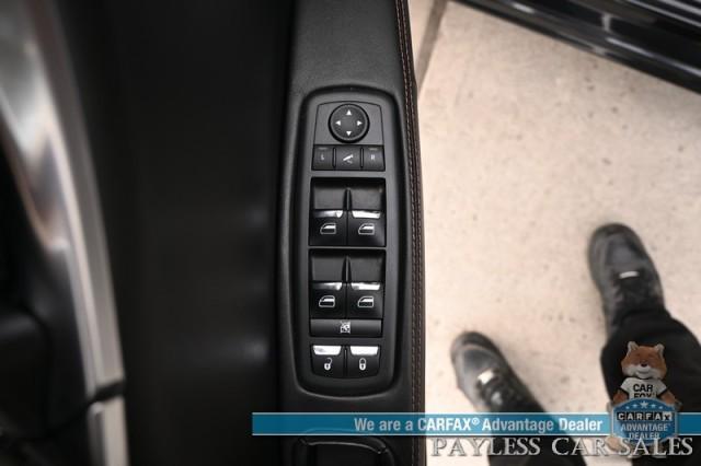 Photo of 2018 Nero Ribelle Mica Maserati Ghibli