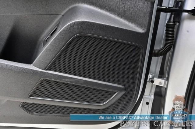 Photo of 2019 Reflex Silver Metallic Volkswagen Atlas